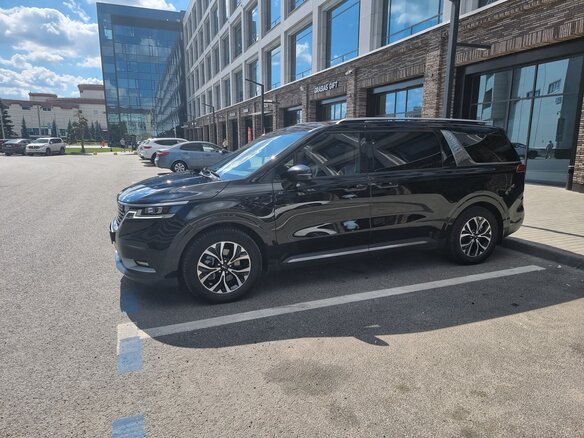 2021 Kia Carnival IV, чёрный, 3499000 рублей - вид 12