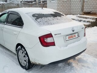 2018 Skoda Rapid I Рестайлинг, белый, 950000 рублей, вид 3