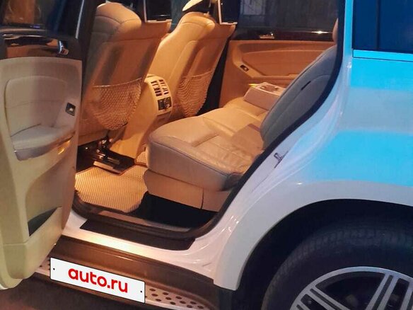 2011 Mercedes-Benz GL-Класс 350 CDI BlueEfficiency I (X164) Рестайлинг, белый, 1980000 рублей - вид 17