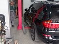 2010 BMW X5 35i II (E70) Рестайлинг, чёрный, 2500000 рублей - вид 2