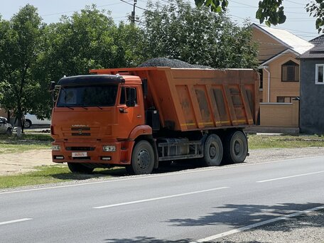 2011 КамАЗ 6520, оранжевый, 1950000 рублей, вид 5