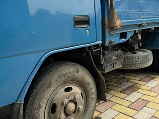 1993 Fuso (Mitsubishi) Canter, синий, 1200000 рублей, вид 3