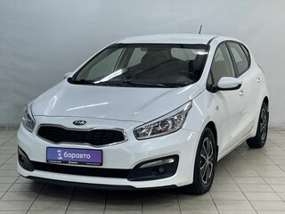 2016 Kia Ceed II Рестайлинг, белый, 1187000 рублей, вид 1