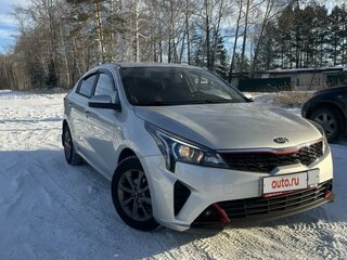 2021 Kia Rio IV Рестайлинг, серый, 1915000 рублей, вид 2