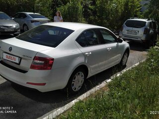 2014 Skoda Octavia III (A7), белый, 947000 рублей, вид 3