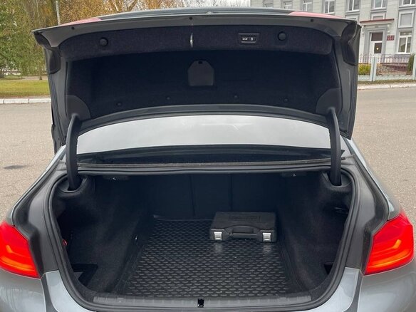 2019 BMW 5 серии 520d VII (G30/G31/G38), серый, 3790000 рублей - вид 19