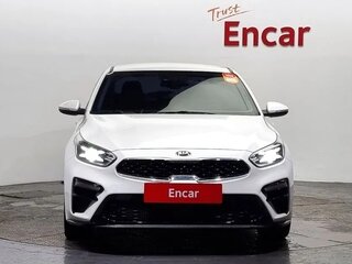 2021 Kia K3 II Рестайлинг, белый, 1700000 рублей, вид 3