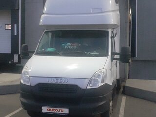 2013 Iveco Daily, белый, 3000000 рублей, вид 2