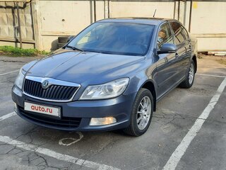 2011 Skoda Octavia DSG7 II (A5) Рестайлинг, серый, 855000 рублей, вид 3