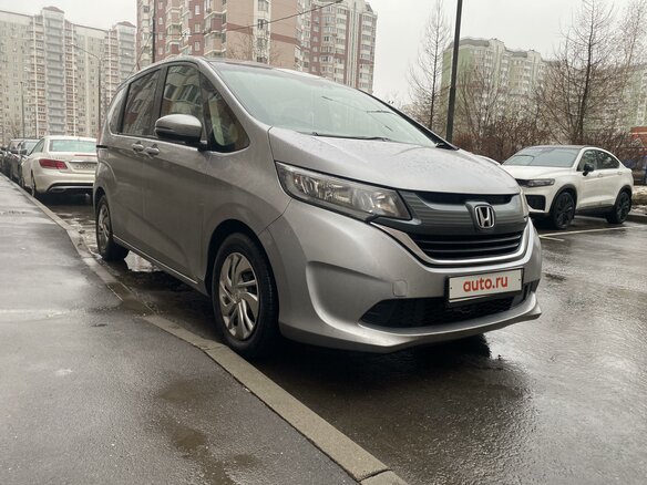 2019 Honda Freed II, серый, 1400000 рублей - вид 32