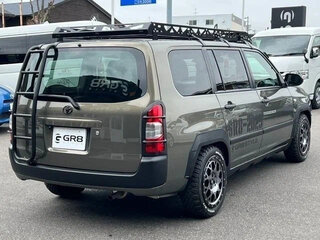 2023 Toyota Probox I Рестайлинг, коричневый, 1300333 рублей, вид 4