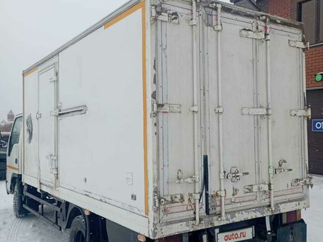 2000 Isuzu Elf (N-series), белый, 1750000 рублей, вид 3