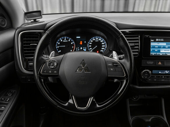 2016 Mitsubishi Outlander III Рестайлинг 2, серый - вид 9