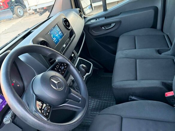 2023 Mercedes-Benz Sprinter, чёрный, 5700000 рублей - вид 16