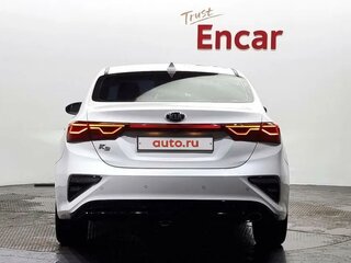 2021 Kia K3 II Рестайлинг, белый, 1700000 рублей, вид 4