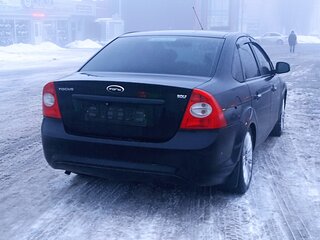 2010 Ford Focus II Рестайлинг, чёрный, 770000 рублей, вид 3