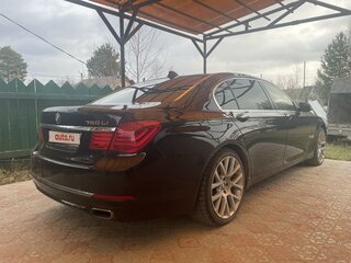 2011 BMW 7 серии Long 750Li xDrive V (F01/F02/F04), чёрный, 2000000 рублей, вид 3