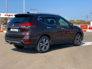 2018 Nissan X-Trail III Рестайлинг, коричневый, 1820000 рублей, вид 3