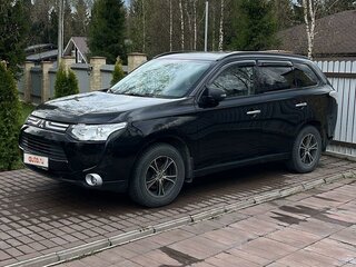 2012 Mitsubishi Outlander III, чёрный, 1800000 рублей, вид 5