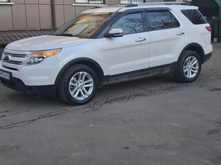 2012 Ford Explorer V, белый, 1930000 рублей, вид 1
