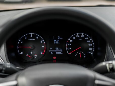 2019 Hyundai Solaris II, красный, 890000 рублей, вид 5