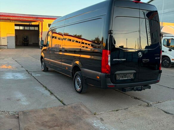 2023 Mercedes-Benz Sprinter, чёрный, 5700000 рублей - вид 11