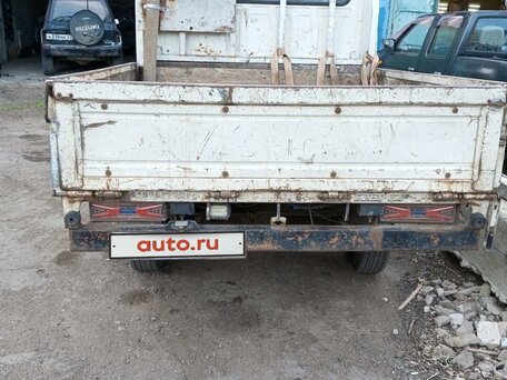 1994 Isuzu Elf (N-series), белый, 900000 рублей, вид 3