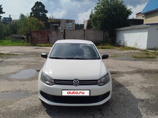 2014 Volkswagen Polo V, белый, 620000 рублей, вид 3
