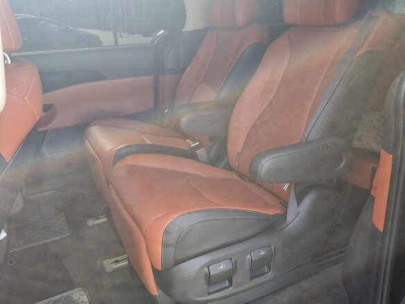 2021 Kia Carnival IV, чёрный, 3499000 рублей - вид 16