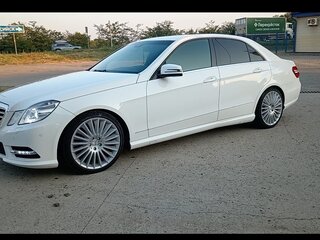 2012 Mercedes-Benz E-Класс 300 IV (W212, S212, C207), белый, 1800000 рублей, вид 1