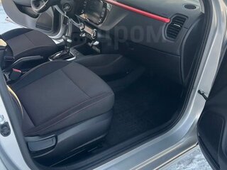 2021 Kia Rio IV Рестайлинг, серый, 1915000 рублей, вид 5