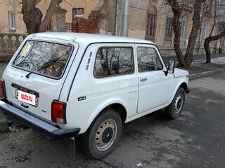 1998 Lada (ВАЗ) 2121 (4x4) I Рестайлинг, белый, 600000 рублей, вид 4