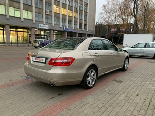 2009 Mercedes-Benz E-Класс 350 IV (W212, S212, C207), бежевый, 1080000 рублей, вид 2