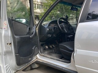 2012 Chevrolet Niva I Рестайлинг, серебристый, 570000 рублей, вид 5