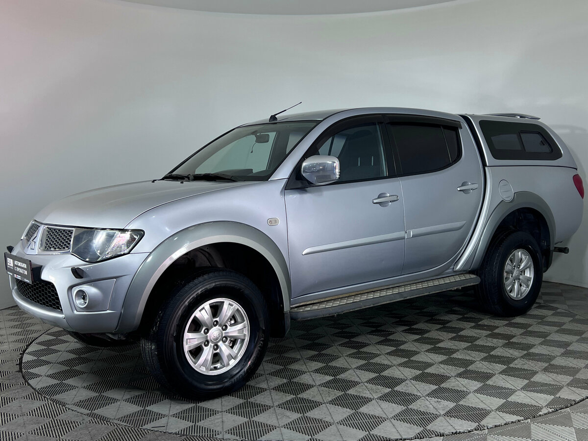 Открыть фотографии: Mitsubishi L200 IV