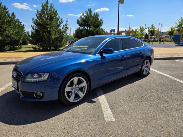 2011 Audi A5 I (8T), синий, 2200000 рублей - вид 2