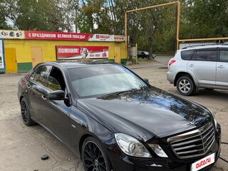2011 Mercedes-Benz E-Класс 250 7G-Tronic IV (W212, S212, C207), чёрный, 1500000 рублей, вид 1
