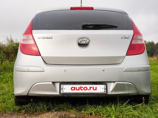 2011 Hyundai i30 I Рестайлинг, серебристый, 700000 рублей, вид 5