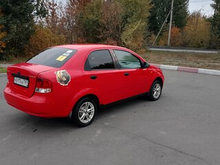 2004 Chevrolet Aveo I, красный, 270000 рублей, вид 5
