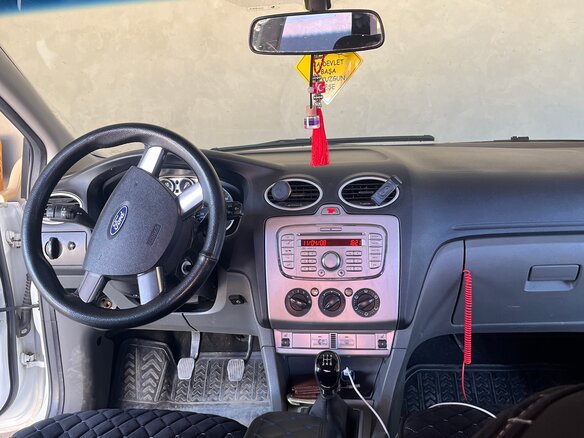 2008 Ford Focus II Рестайлинг, белый, 460000 рублей - вид 4