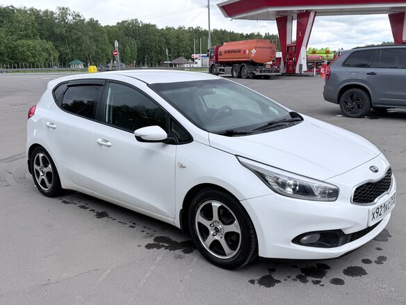 2015 Kia Ceed II, белый - вид 29