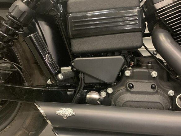 2012 Harley-Davidson Fat Bob, чёрный, 850000 рублей - вид 6