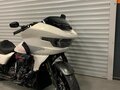 2024 Harley-Davidson CVO Road Glide ST, белый, 5800000 рублей - вид 9