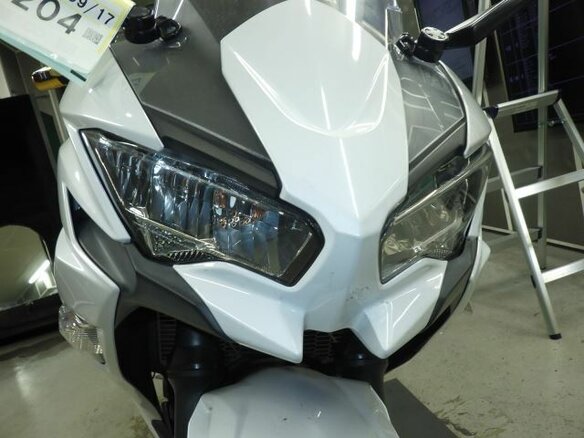2020 Kawasaki Ninja 650, белый, 700000 рублей - вид 16