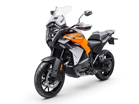 2026 KTM 1390 Super Adventure, оранжевый, 2600000 рублей, вид 1