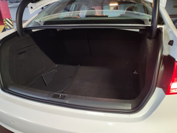 2012 Audi A4 IV (B8) Рестайлинг, белый, 1300000 рублей - вид 8