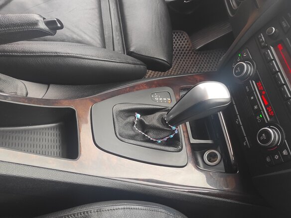 2007 BMW 3 серии 325xi V (E90/E91/E92/E93), серый, 700000 рублей - вид 12