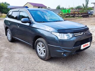 2013 Mitsubishi Outlander III, серый, 1380000 рублей, вид 3