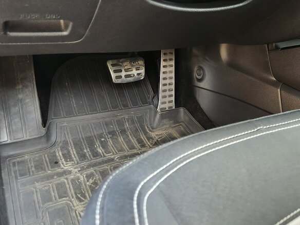 2014 Kia Ceed II, чёрный, 1100000 рублей - вид 11