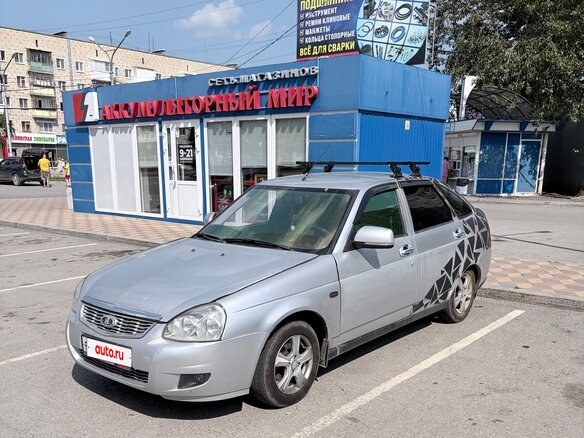 2011 Lada (ВАЗ) Priora I, серебристый, 230000 рублей